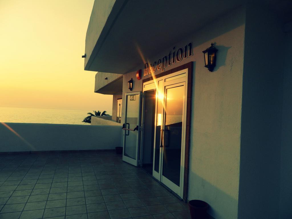 La Plage Noire Resort Marina di Sorso Екстер'єр фото