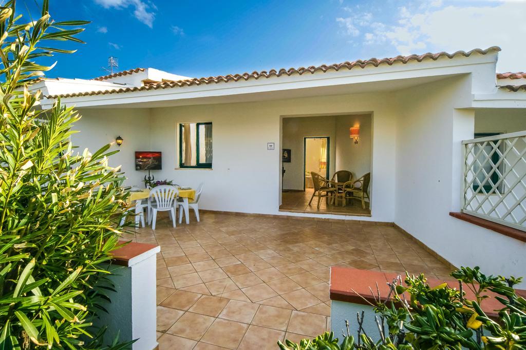 La Plage Noire Resort Marina di Sorso Номер фото