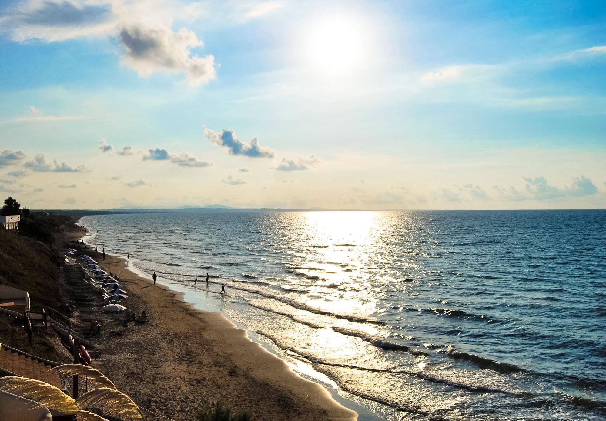 La Plage Noire Resort Marina di Sorso Екстер'єр фото
