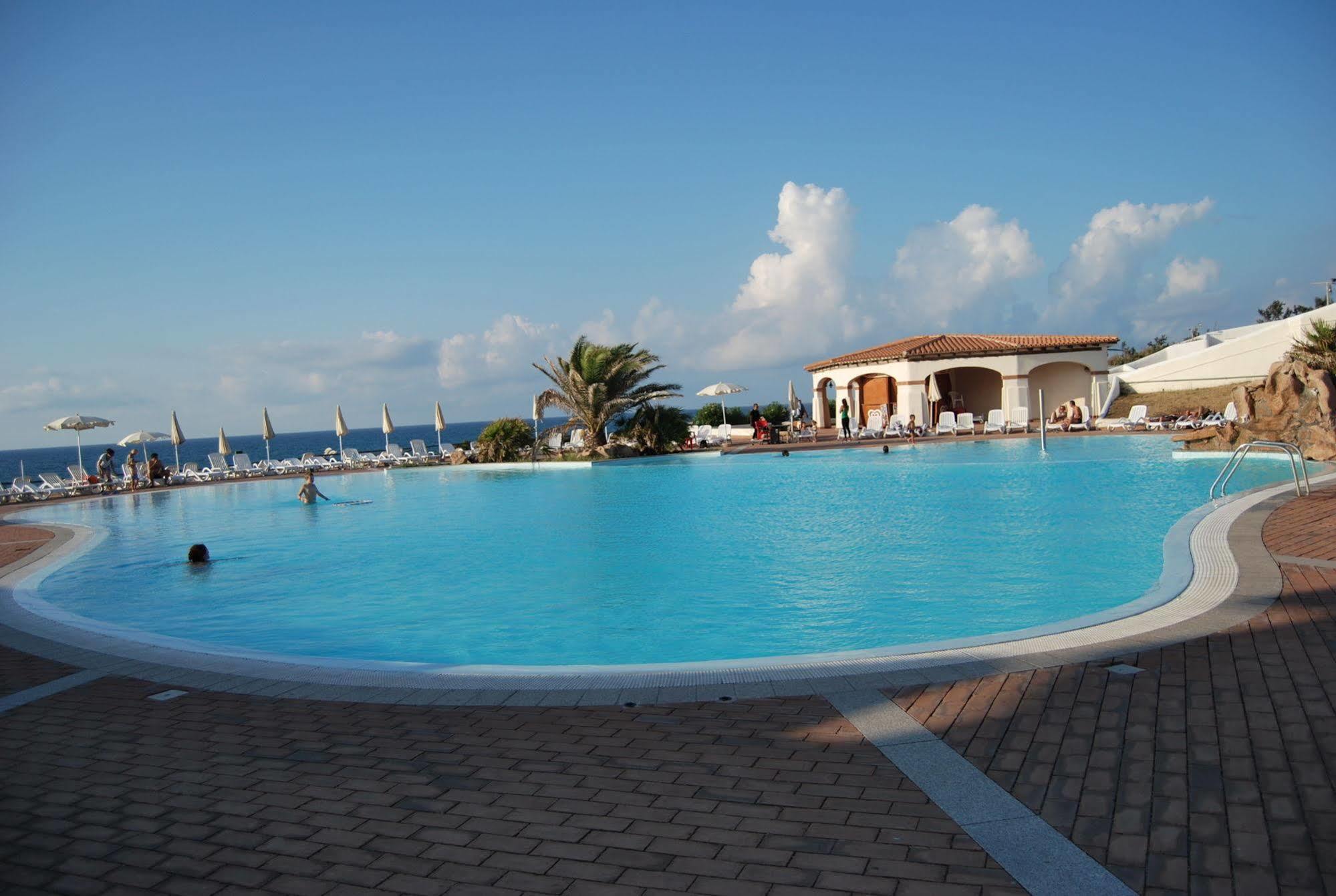 La Plage Noire Resort Marina di Sorso Екстер'єр фото